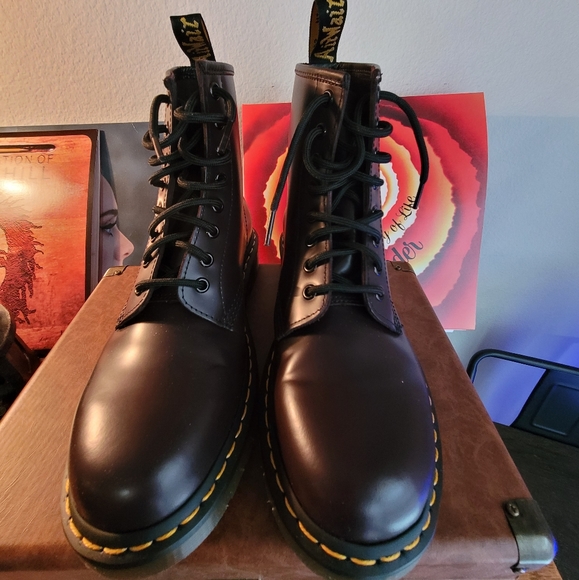 Dr. Martens 1460 Smooth Lace-Up Boots, Sz. 10 - Picture 8 of 9